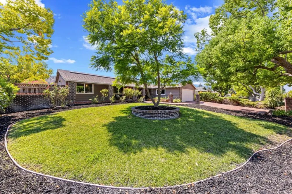 173 Belwood Los Gatos, CA 95032
