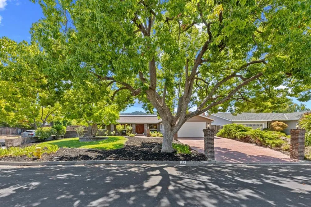 173 Belwood Los Gatos, CA 95032