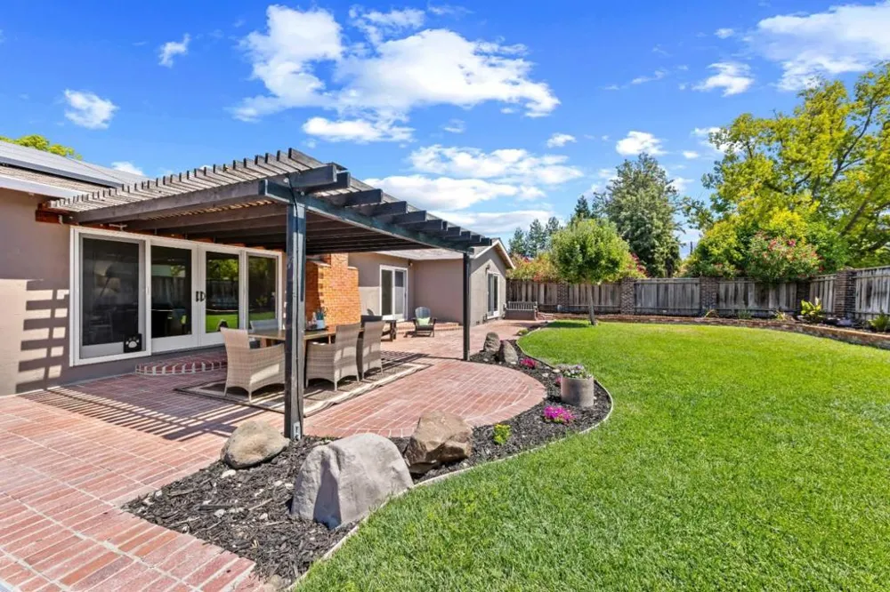 173 Belwood Los Gatos, CA 95032