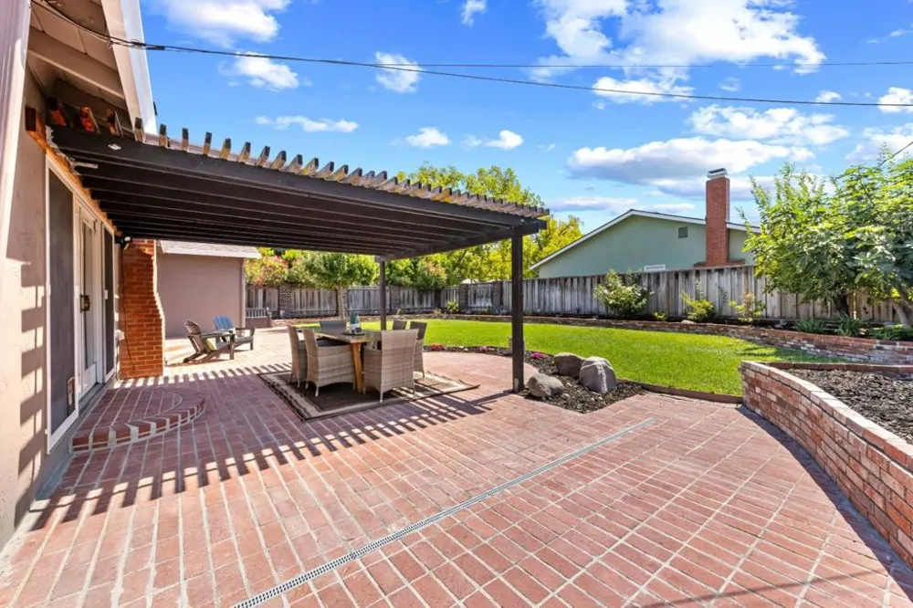 173 Belwood Los Gatos, CA 95032