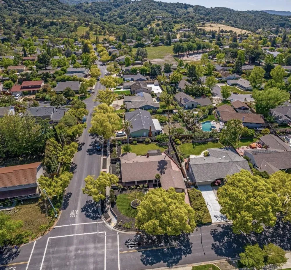 173 Belwood Los Gatos, CA 95032