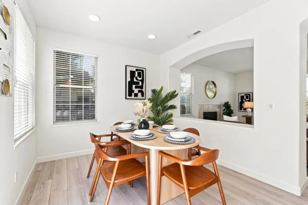 425 S Monroe Street San Jose, CA 95128