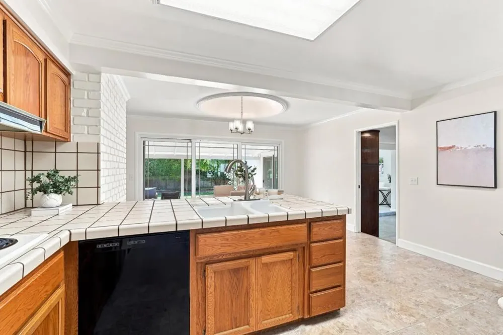 5493 Fern Drive San Jose, CA 95124