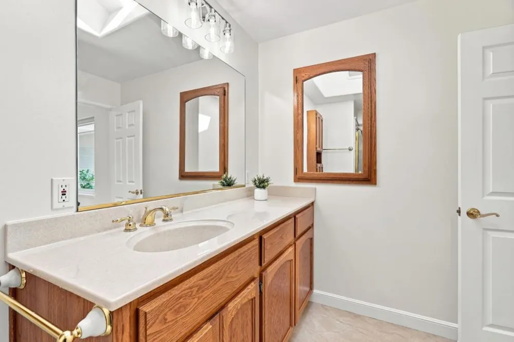 5493 Fern Drive San Jose, CA 95124