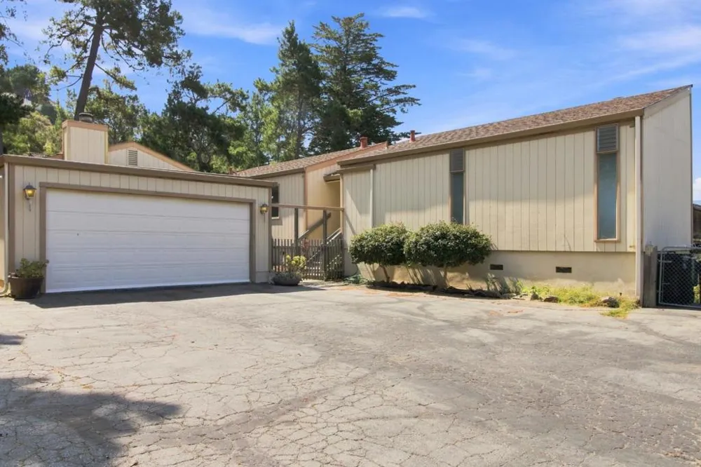 25550 Via Cazador Carmel, CA 93923