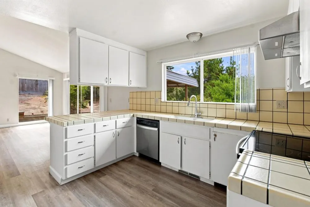 25550 Via Cazador Carmel, CA 93923