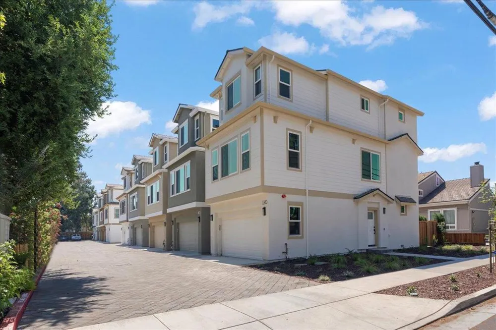 184 W. Rincon Ave Campbell, CA 95008