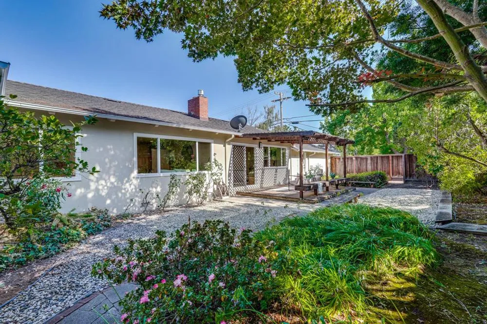 1680 Fordham Way Mountain View, CA 94040