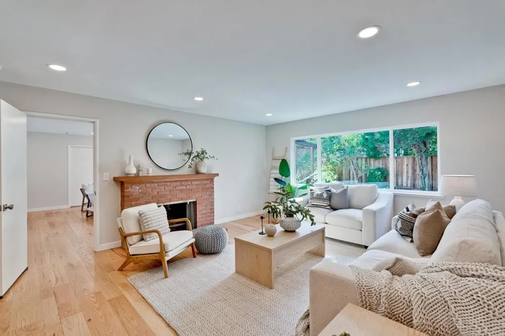 1680 Fordham Way Mountain View, CA 94040
