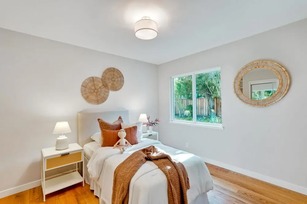 1680 Fordham Way Mountain View, CA 94040