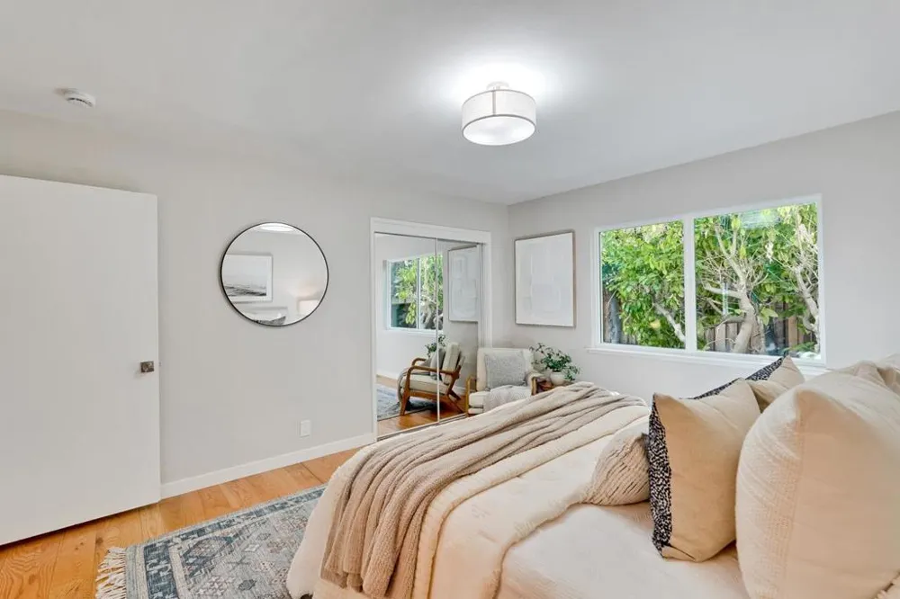 1680 Fordham Way Mountain View, CA 94040
