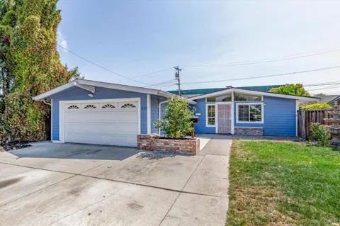 1138 Stoneylake Court