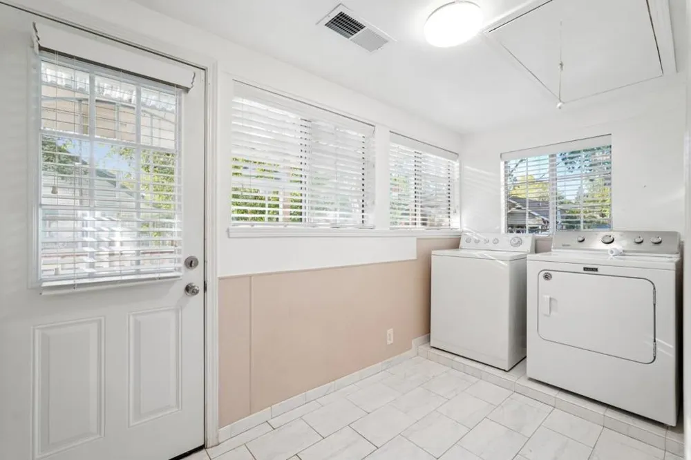 231 22nd Street Sacramento, CA 95816