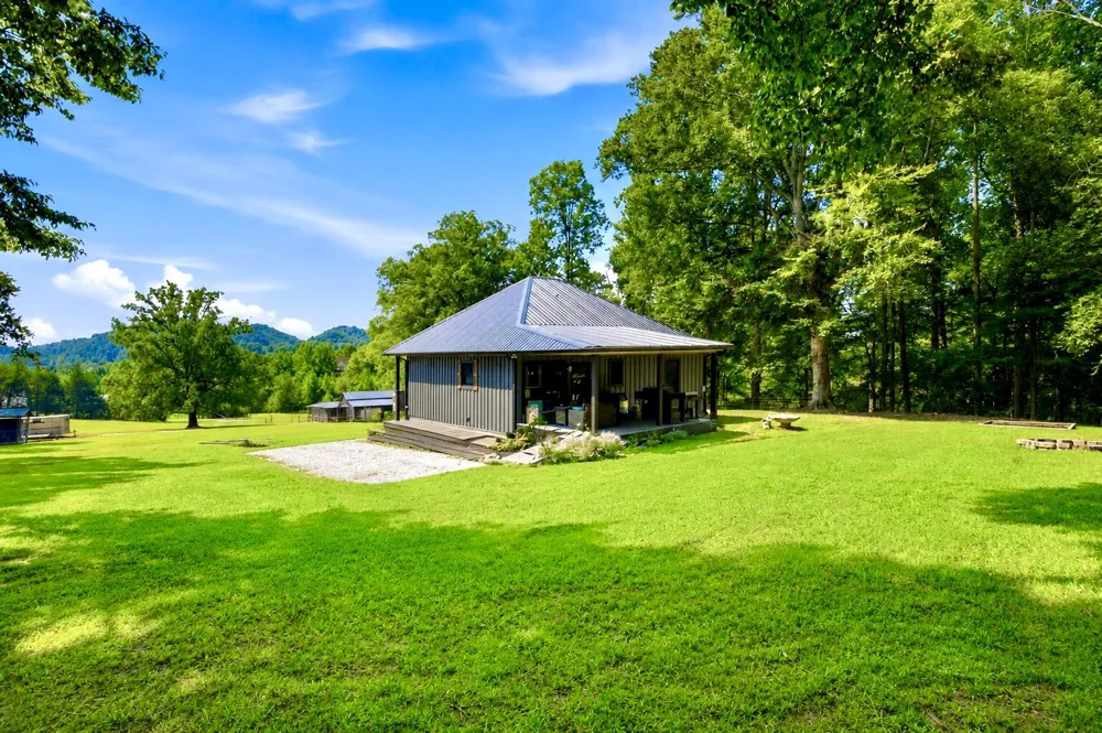 151 Saffles Lane Madisonville, TN 37354