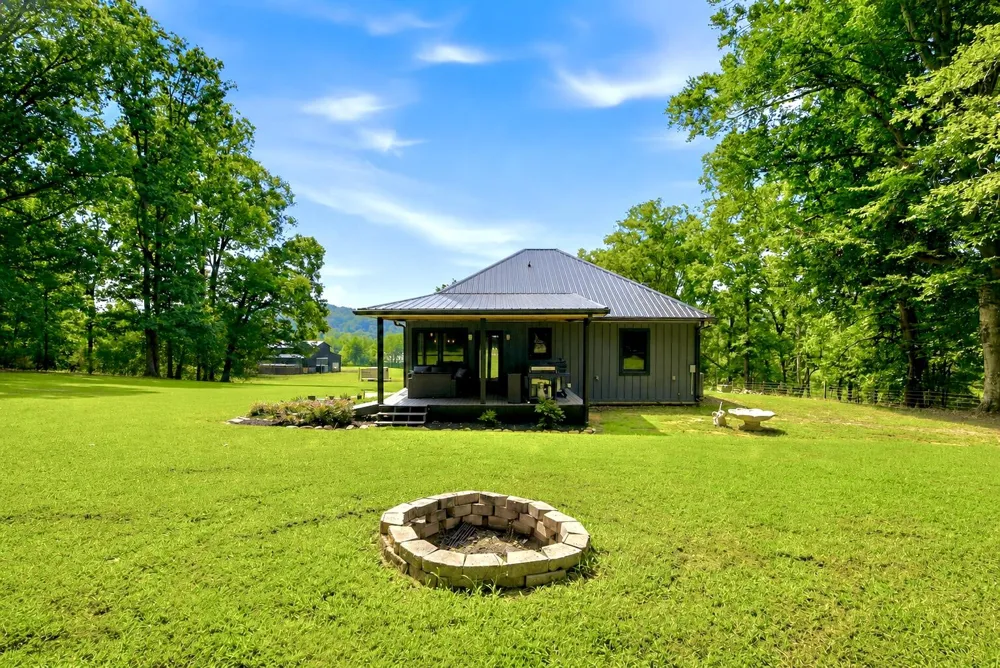 151 Saffles Lane Madisonville, TN 37354