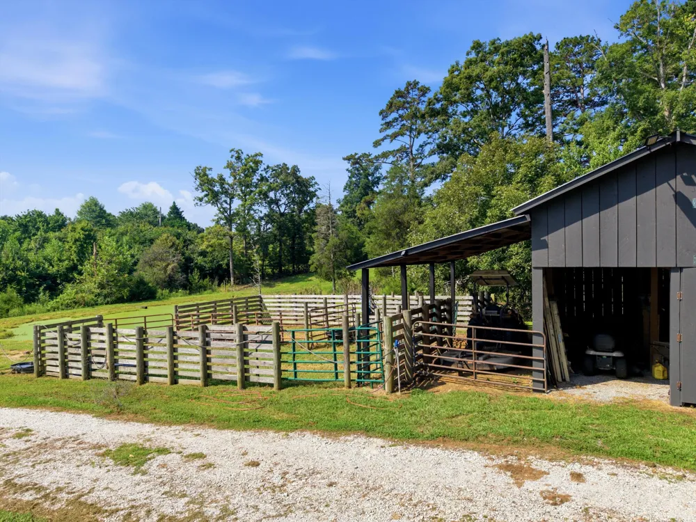 151 Saffles Lane Madisonville, TN 37354