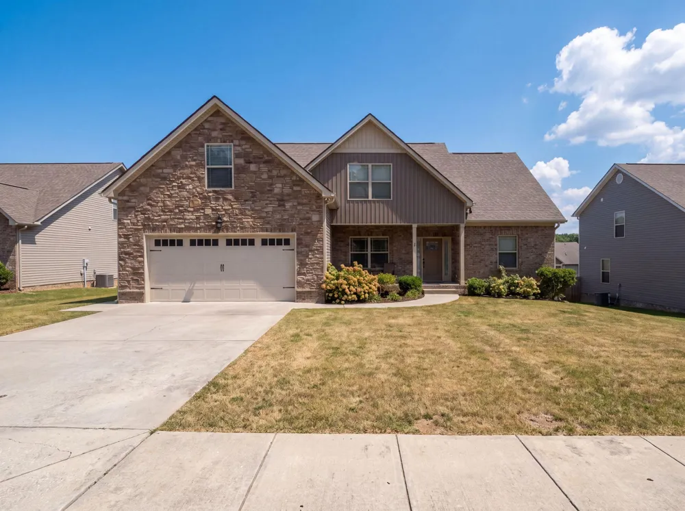 745 Soaring Eagle Circle Hixson, TN 37343