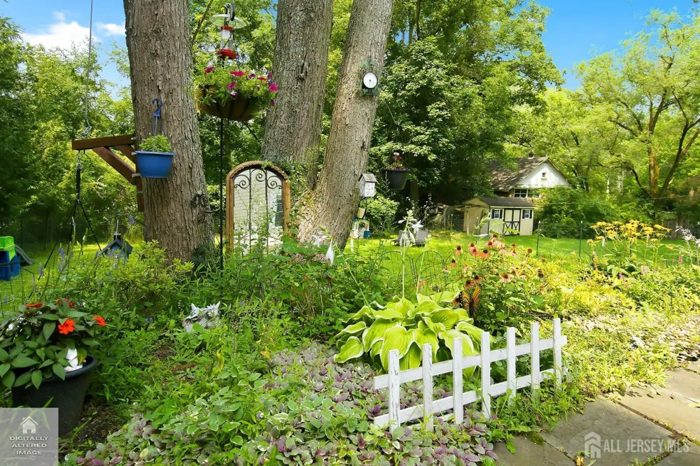 247 Musconetcong River Road Lebanon, NJ 07882