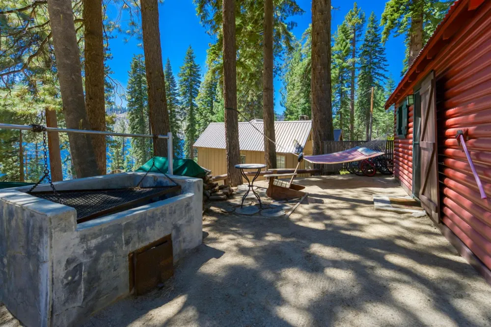 24 Bear Creek Lane Lakeshore, CA 93664