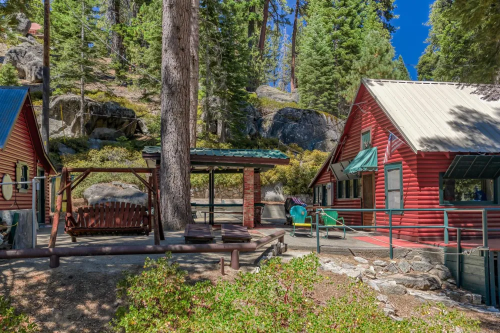 24 Bear Creek Lane Lakeshore, CA 93664