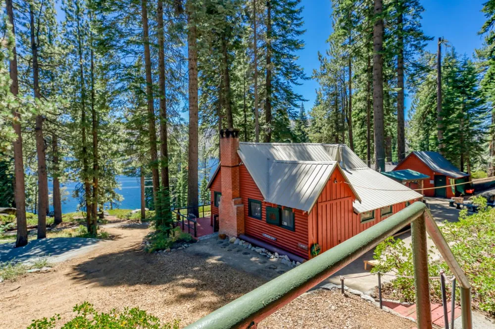 24 Bear Creek Lane Lakeshore, CA 93664