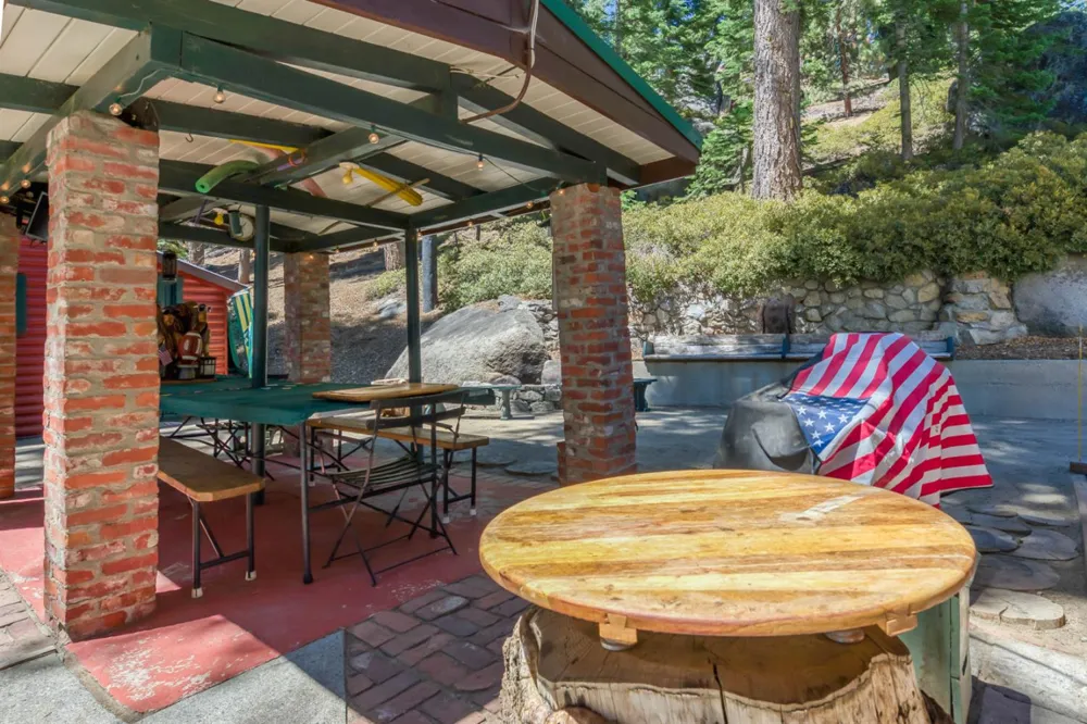 24 Bear Creek Lane Lakeshore, CA 93664