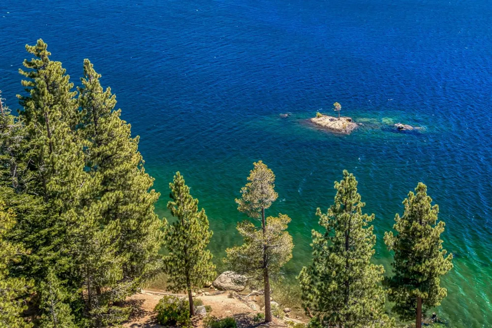 24 Bear Creek Lane Lakeshore, CA 93664