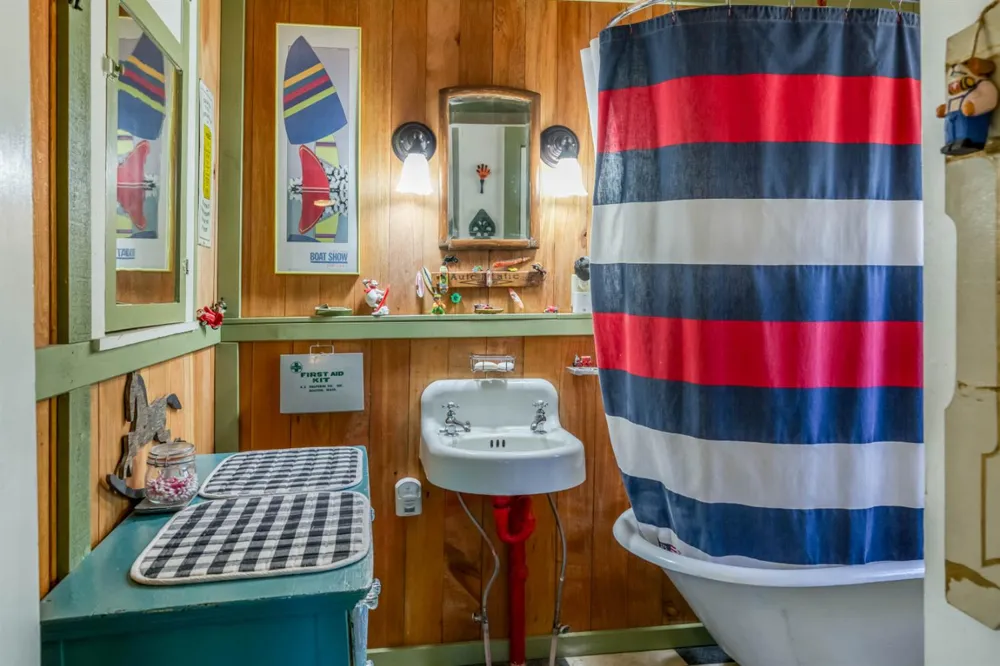 24 Bear Creek Lane Lakeshore, CA 93664