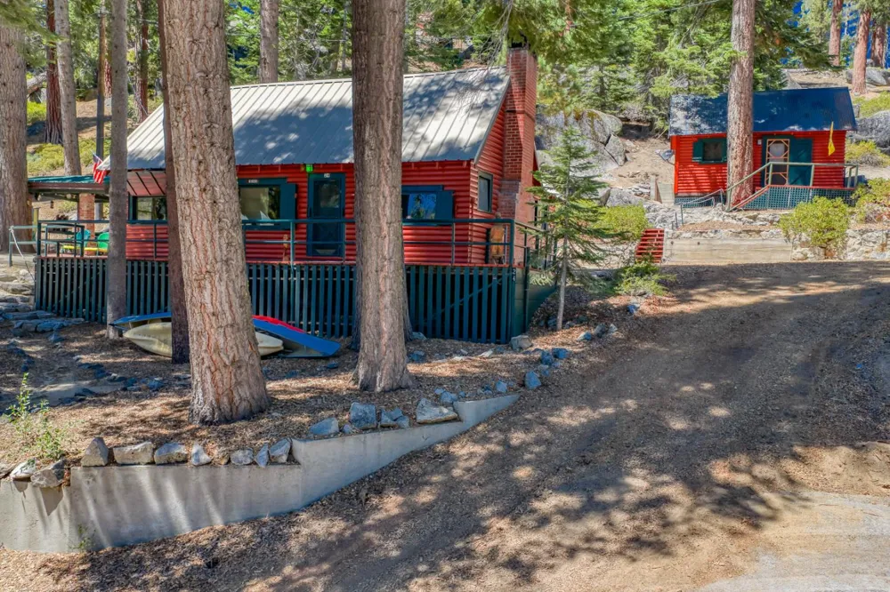 24 Bear Creek Lane Lakeshore, CA 93664