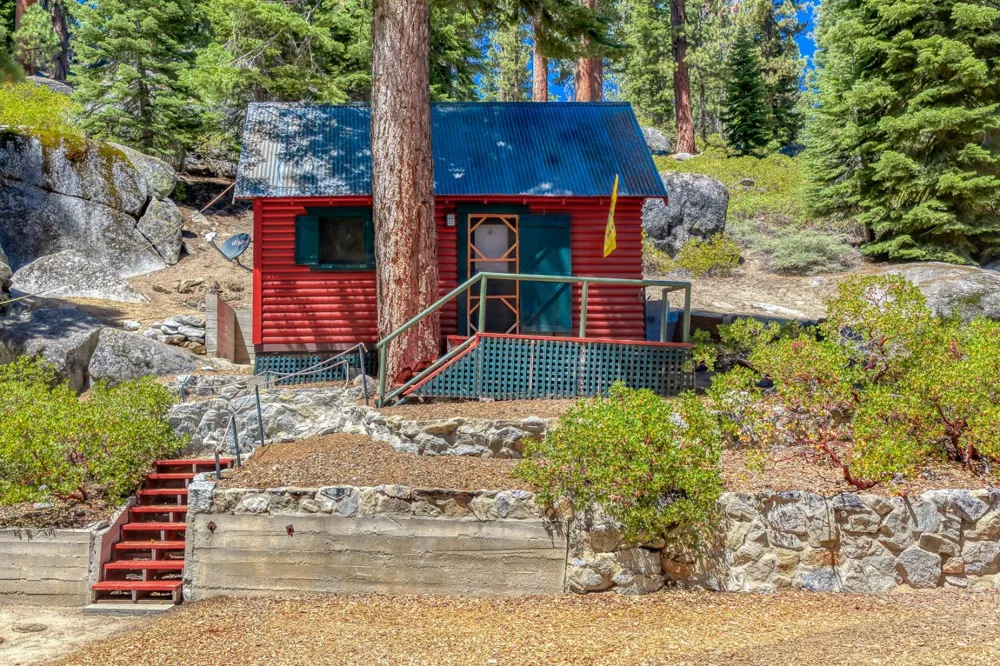 24 Bear Creek Lane Lakeshore, CA 93664