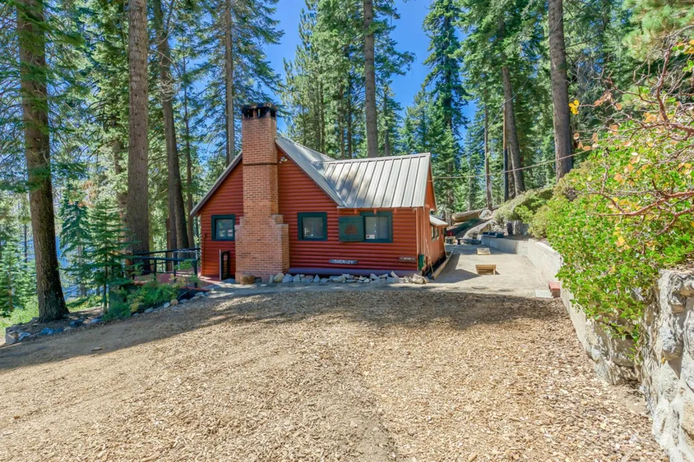 24 Bear Creek Lane Lakeshore, CA 93664