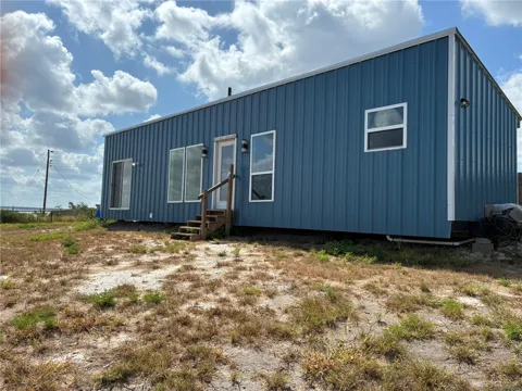 111 S Vista 11