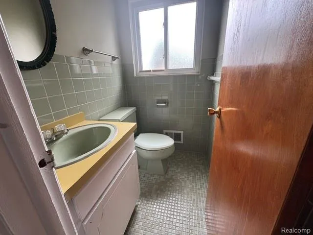 309 E Farnum Avenue Royal Oak City, MI 48067