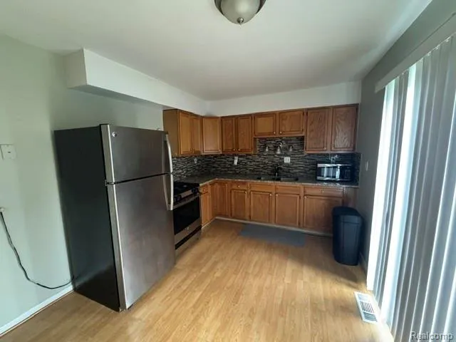 309 E Farnum Avenue Royal Oak City, MI 48067