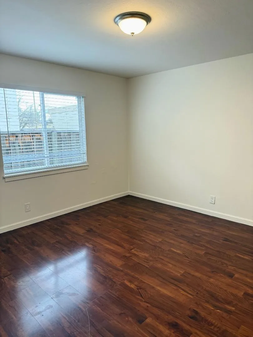 418 Roosevelt Avenue #6 Sunnyvale, CA 94085