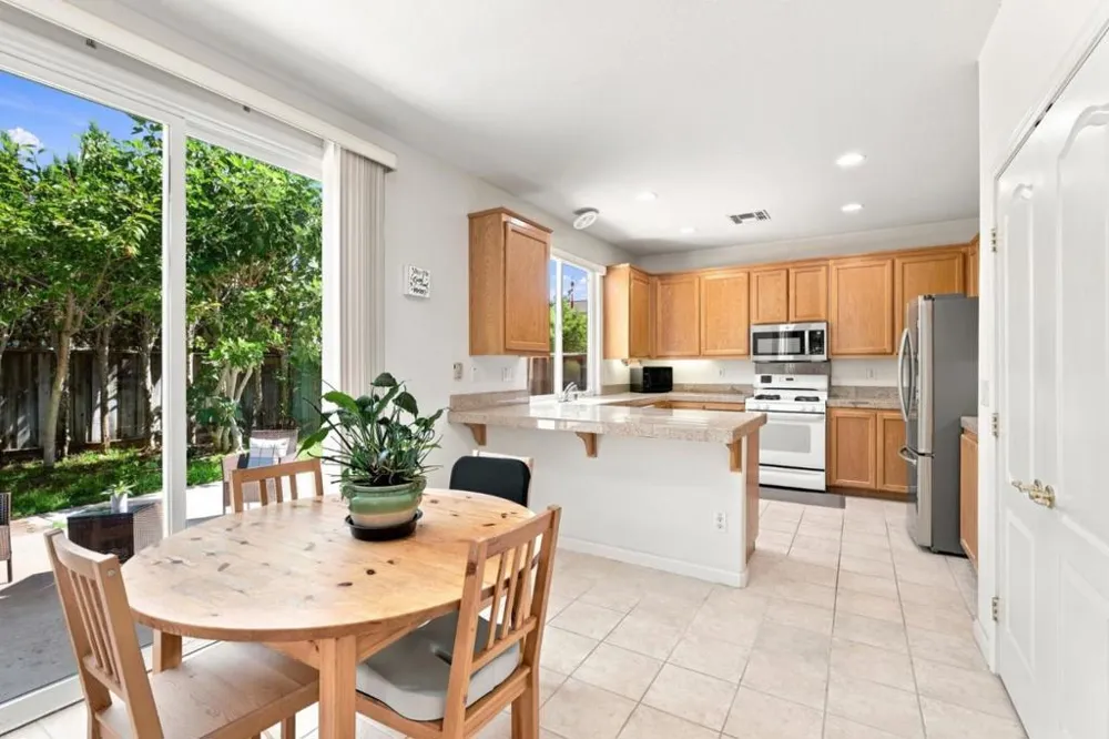 691 Tulare Court Tracy, CA 95304
