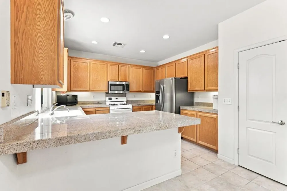 691 Tulare Court Tracy, CA 95304