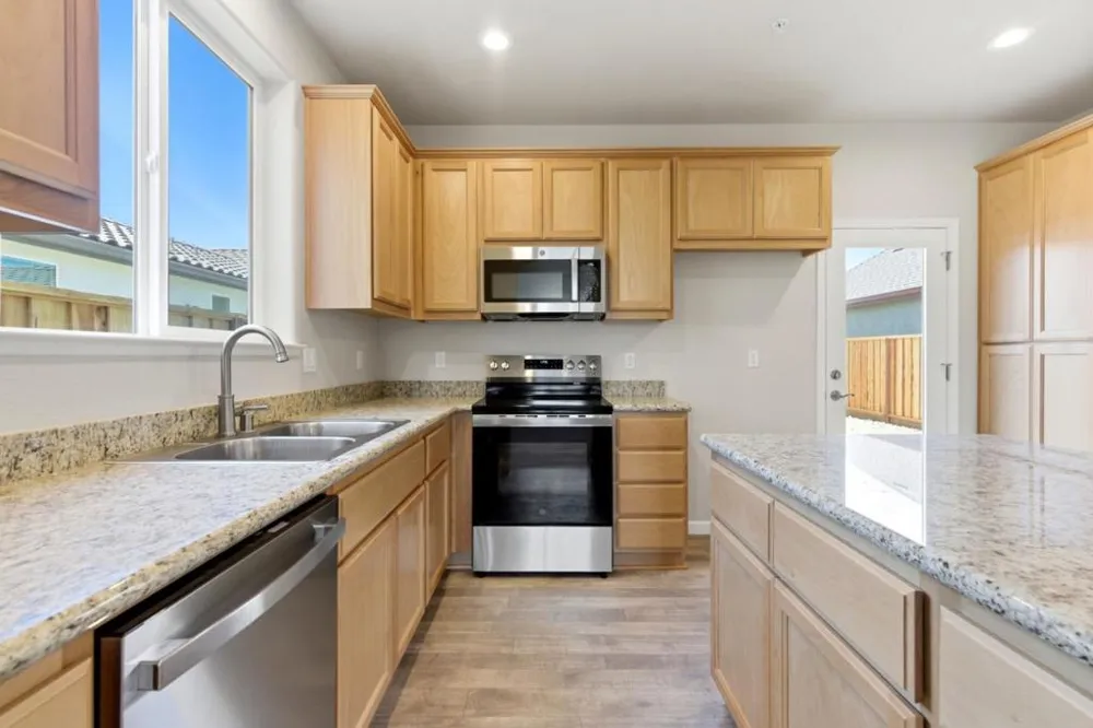 748 Aurora Way King City, CA 93930