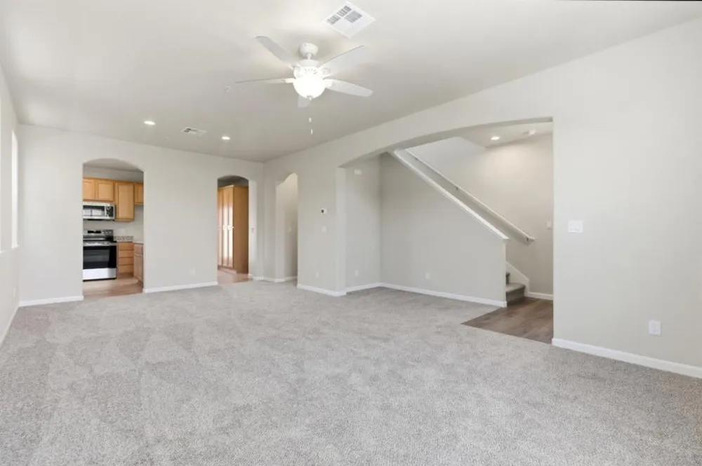 748 Aurora Way King City, CA 93930