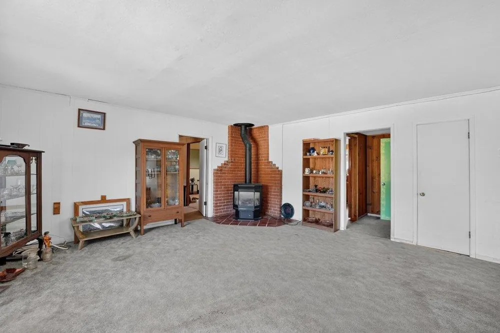 211 Smith Road Watsonville, CA 95076