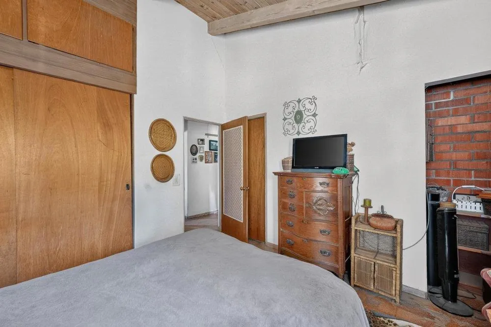 211 Smith Road Watsonville, CA 95076