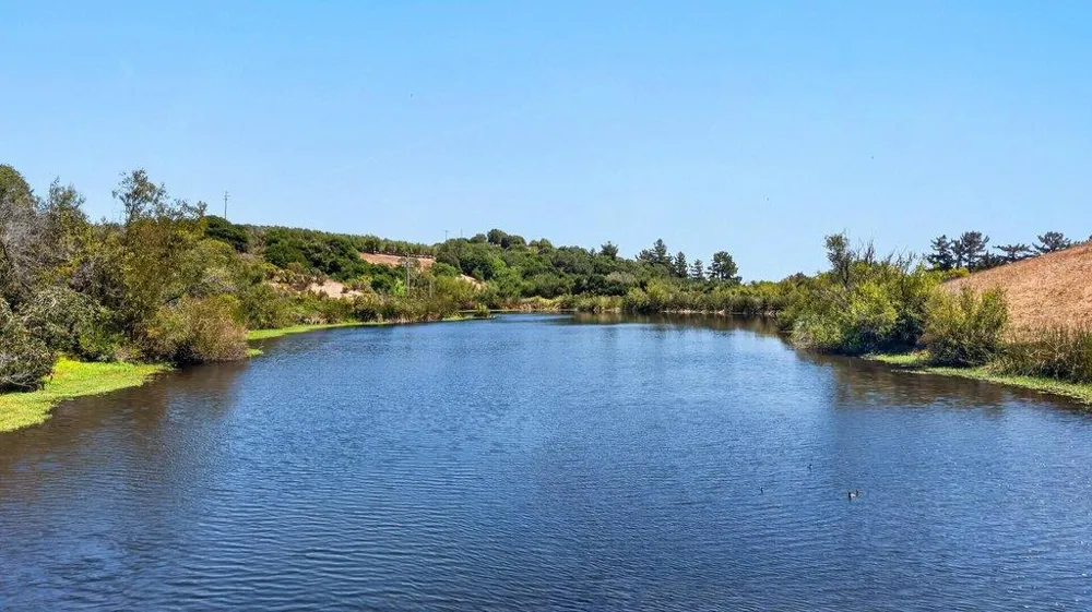211 Smith Road Watsonville, CA 95076