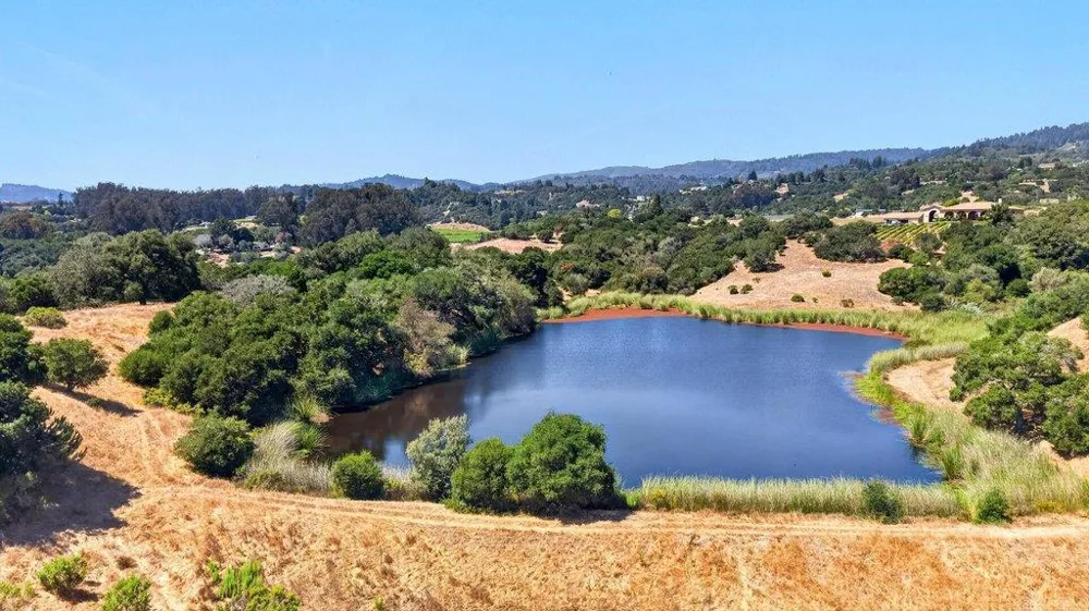 211 Smith Road Watsonville, CA 95076