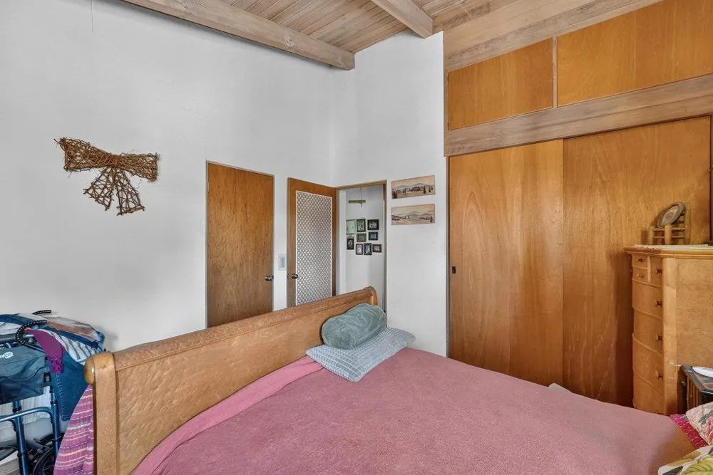 211 Smith Road Watsonville, CA 95076