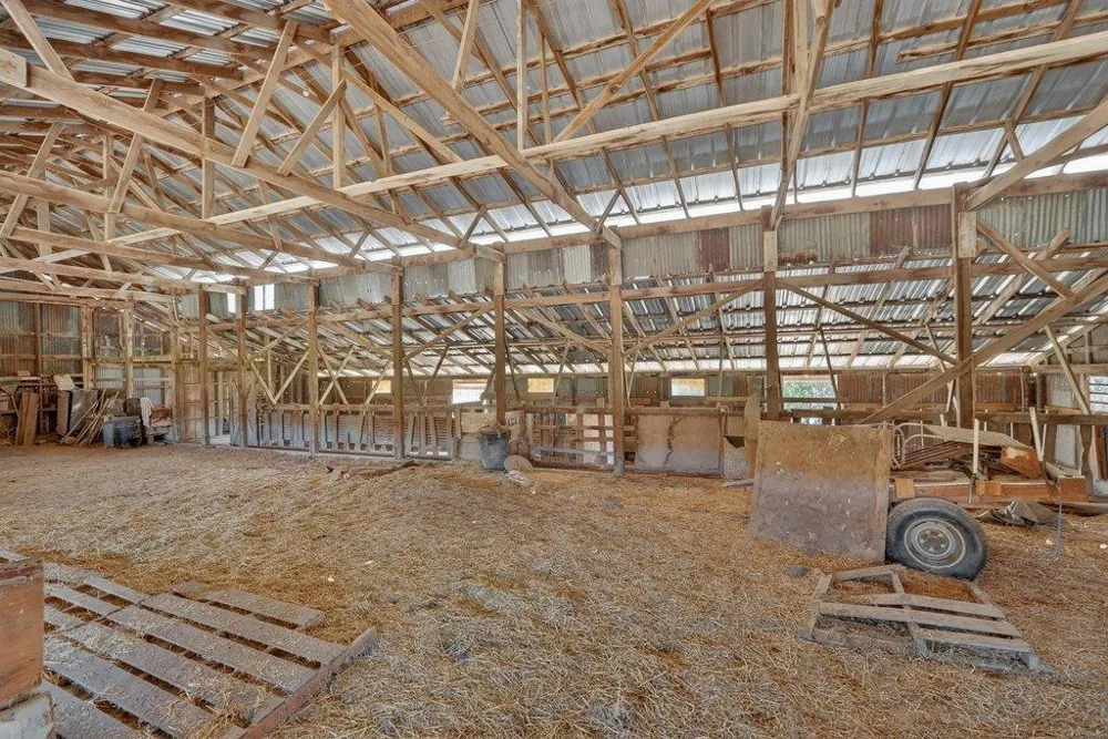 211 Smith Road Watsonville, CA 95076