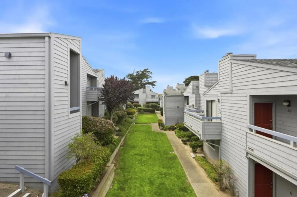 3095 Marina Drive #40 Marina, CA 93933