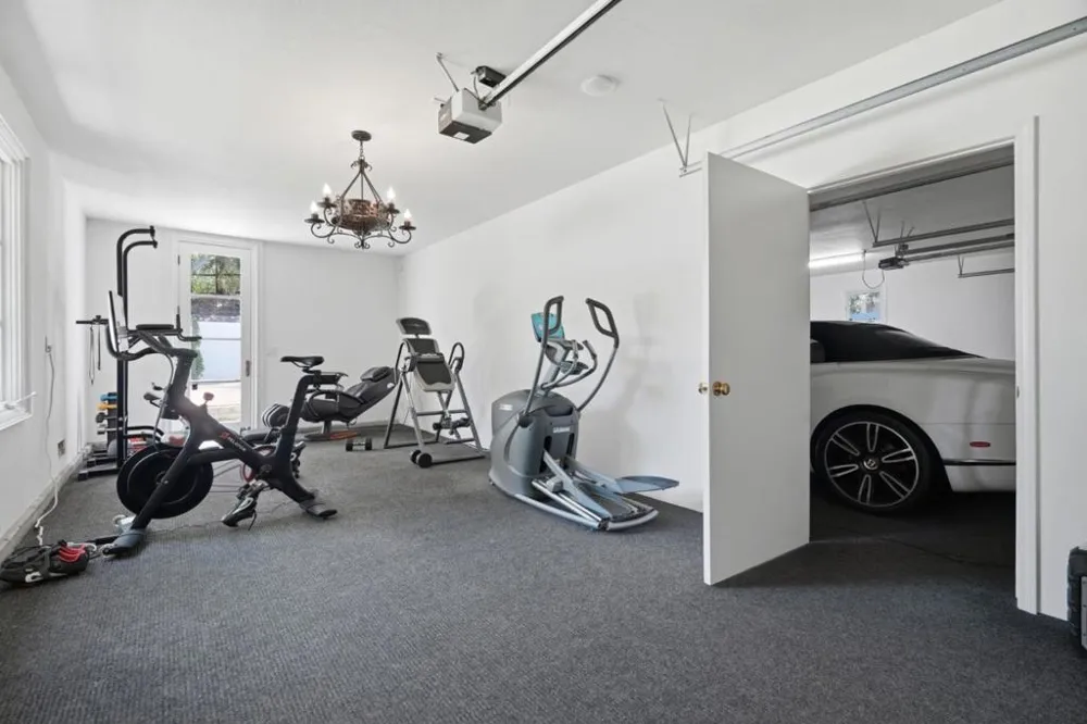 27 Valley Road Atherton, CA 94027