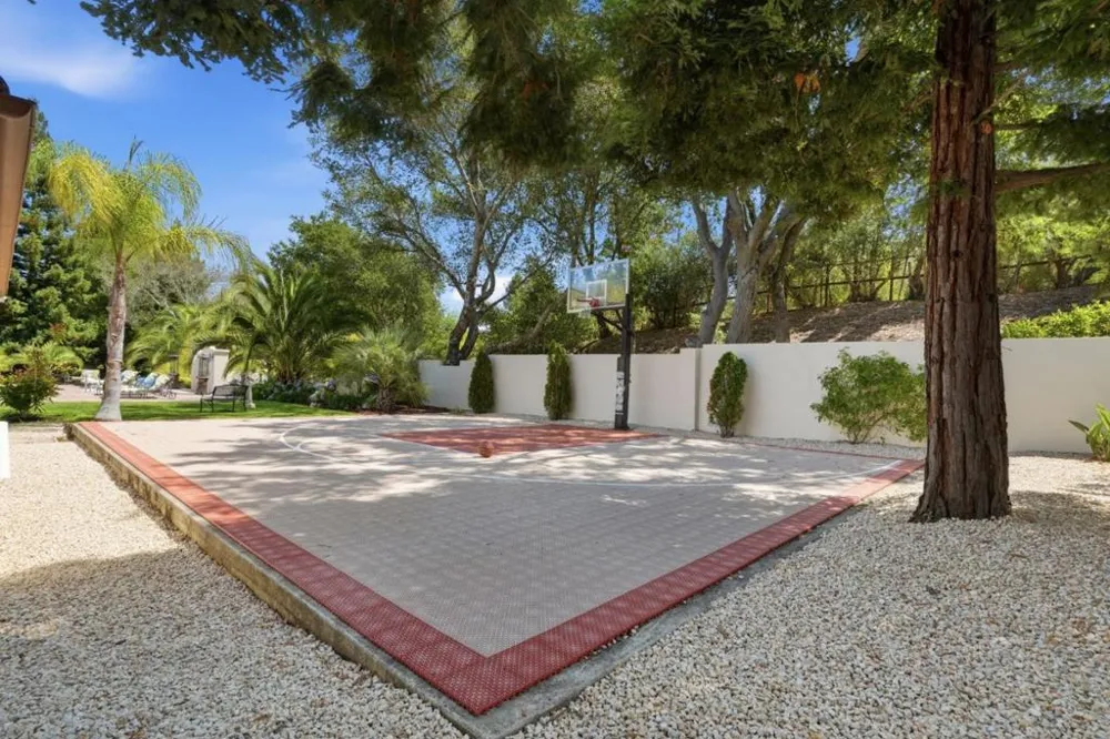 27 Valley Road Atherton, CA 94027