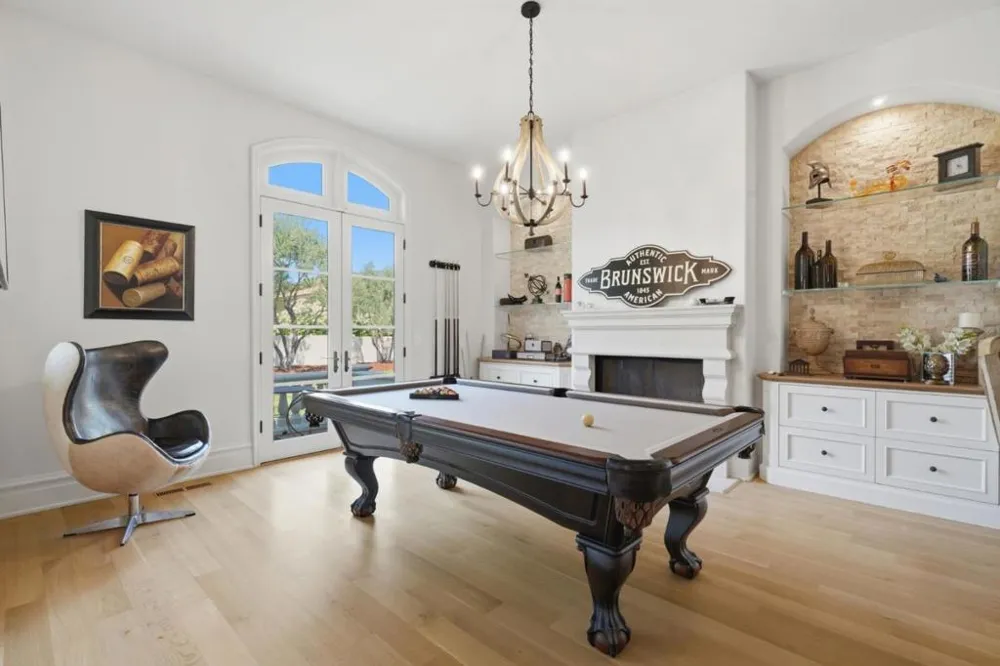 27 Valley Road Atherton, CA 94027