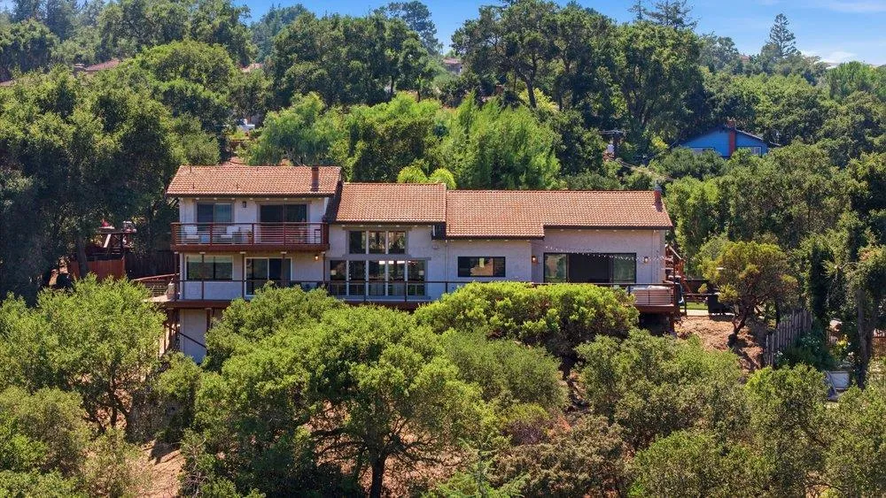 17240 Copper Hill Drive Morgan Hill, CA 95037